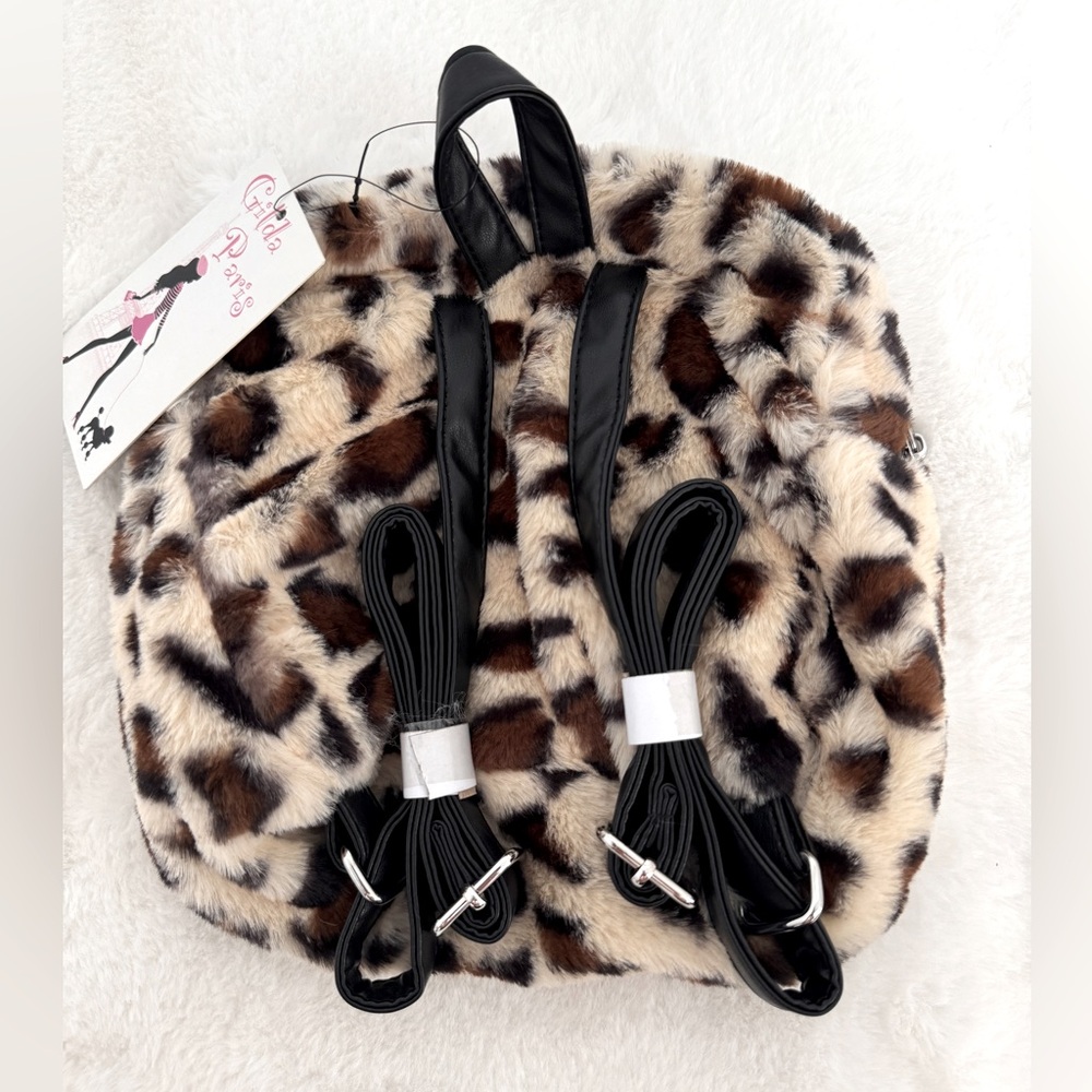 Gilda Paris Fuzzy Leopard Print Mini Backpack - NWT - Picture 3 of 8